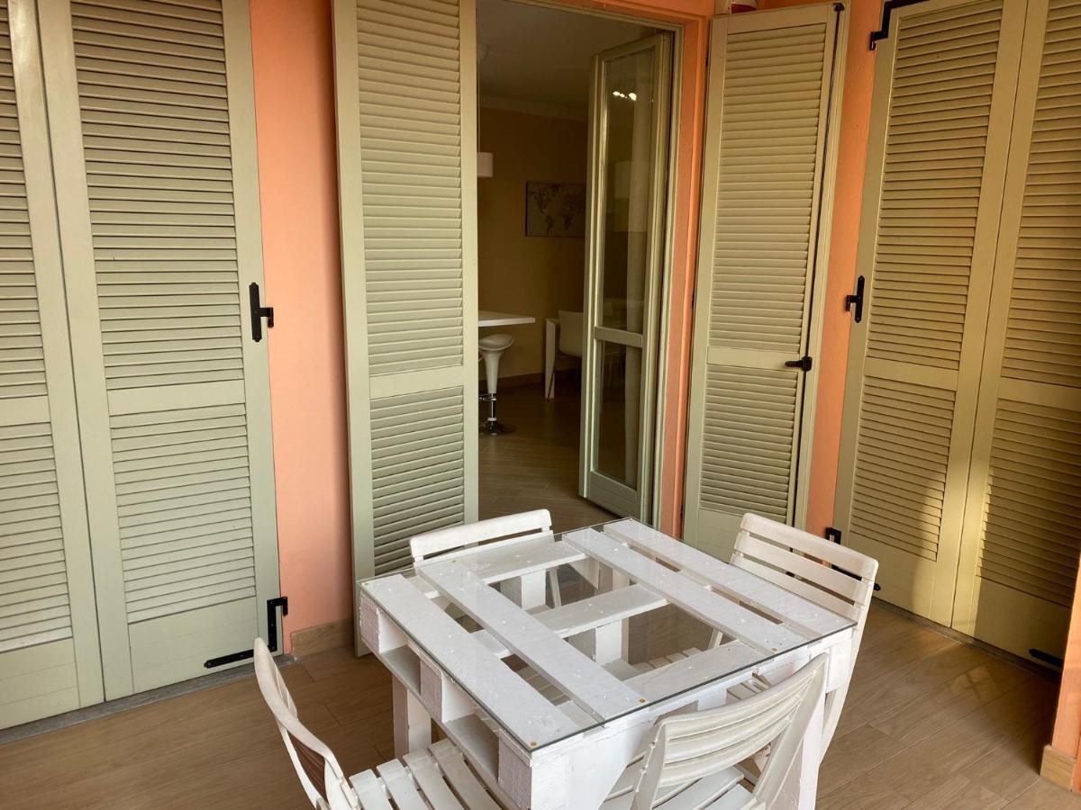 Comecasa Modern Apartment In Historical Centre Асти Экстерьер фото