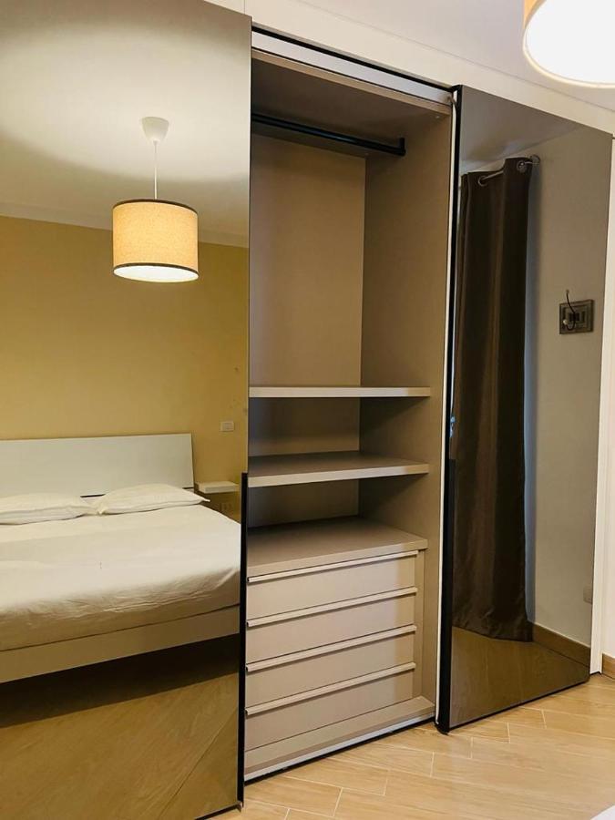 Comecasa Modern Apartment In Historical Centre Асти Экстерьер фото