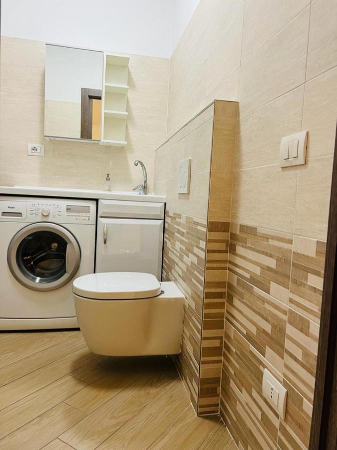 Comecasa Modern Apartment In Historical Centre Асти Экстерьер фото