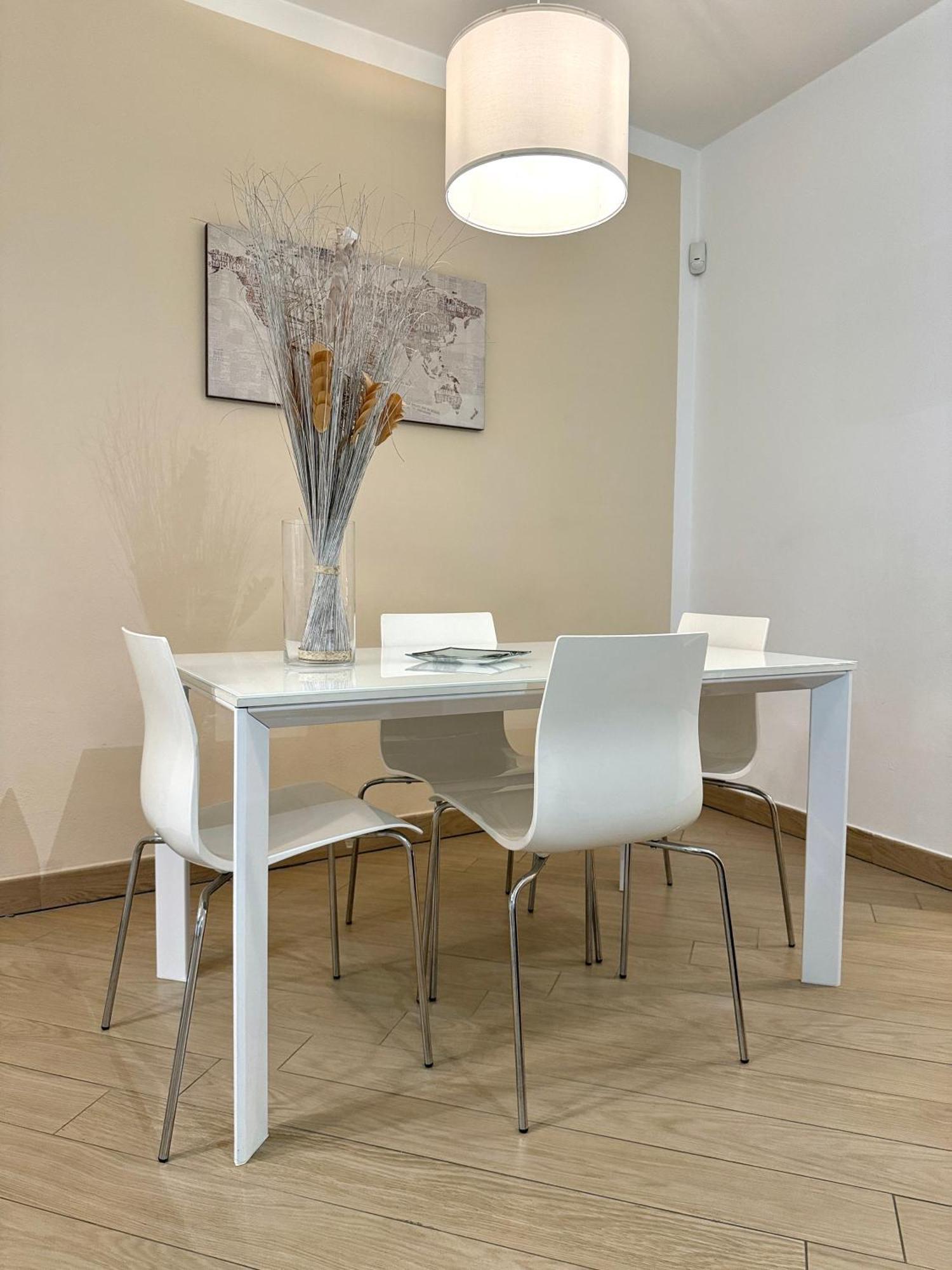 Comecasa Modern Apartment In Historical Centre Асти Экстерьер фото